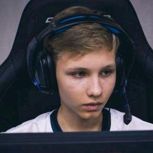 防守反击进 防守反击进